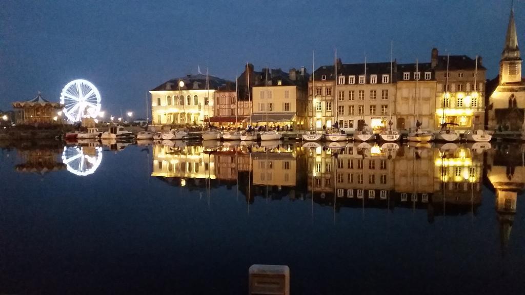 Honfleur Location Apartment Exterior photo